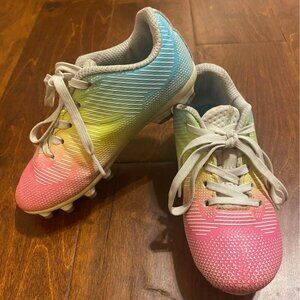 Brava Soccer Girls' Size 11 Soccer Cleats